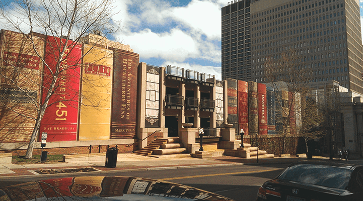 Библиотека Канзас-Сити, необычная архитектура